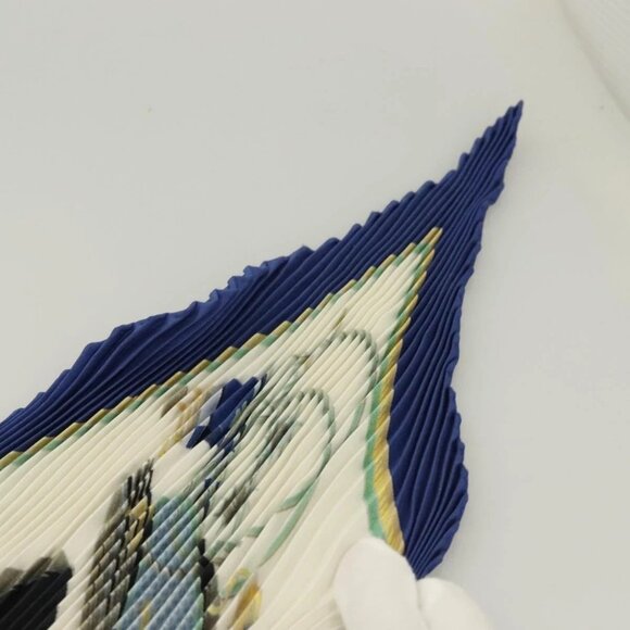 HERMES Pleated Scarf ""LES VOITURES A TRANSFORMATION"" Silk Blue Auth - Picture 12 of 16
